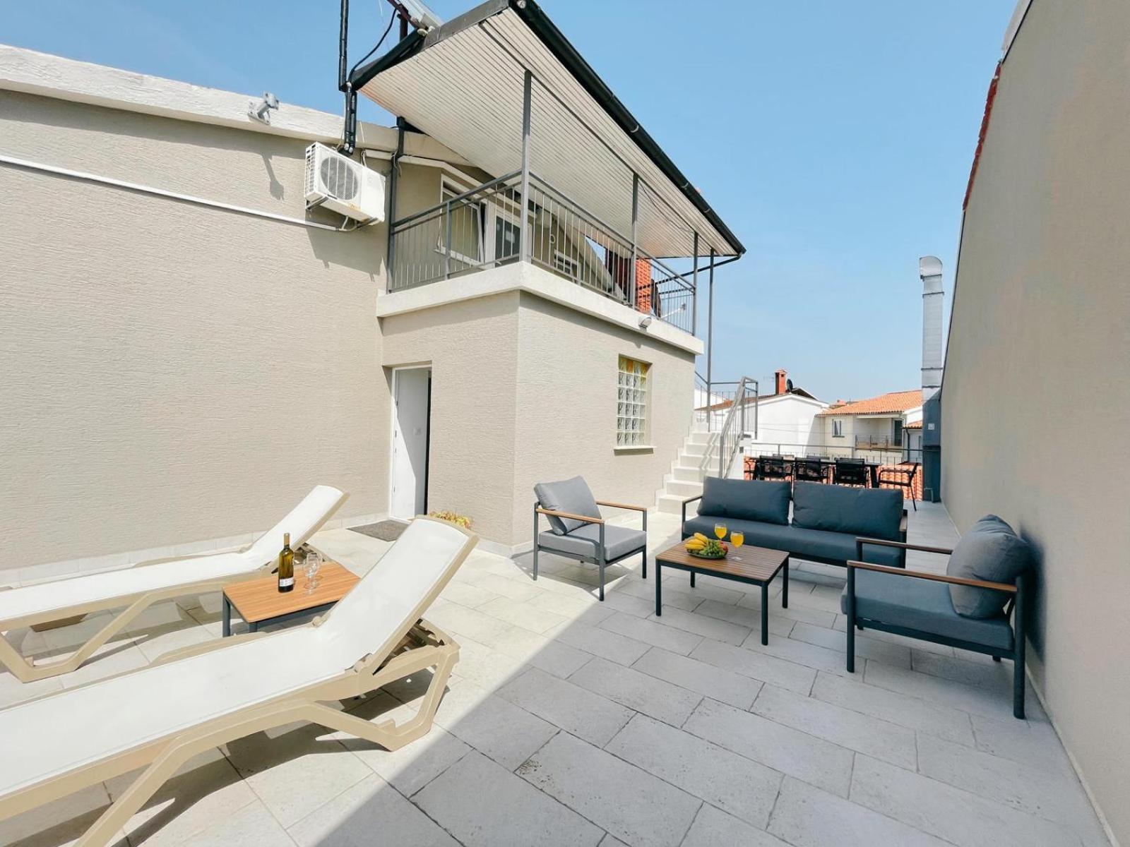 Caramel Comforts With Sea View In Stinjan Only 300 Meters From The Beach Pula Exteriér fotografie