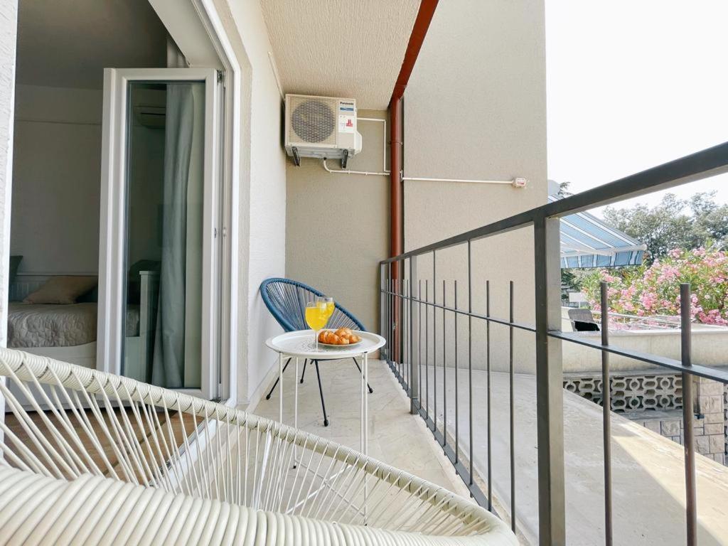 Caramel Comforts With Sea View In Stinjan Only 300 Meters From The Beach Pula Exteriér fotografie