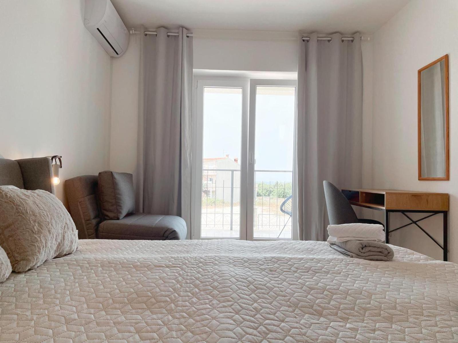 Caramel Comforts With Sea View In Stinjan Only 300 Meters From The Beach Pula Exteriér fotografie