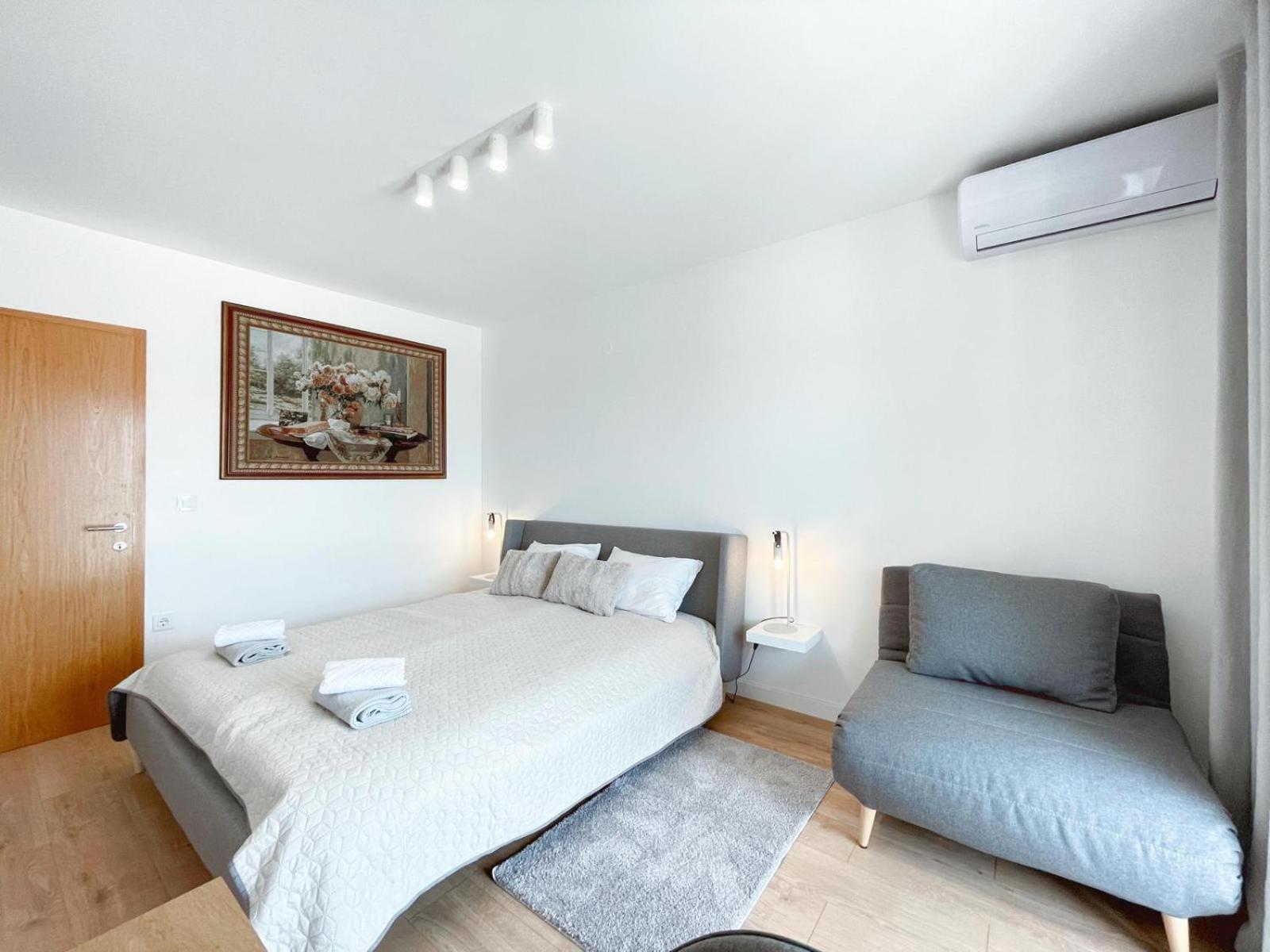 Caramel Comforts With Sea View In Stinjan Only 300 Meters From The Beach Pula Exteriér fotografie